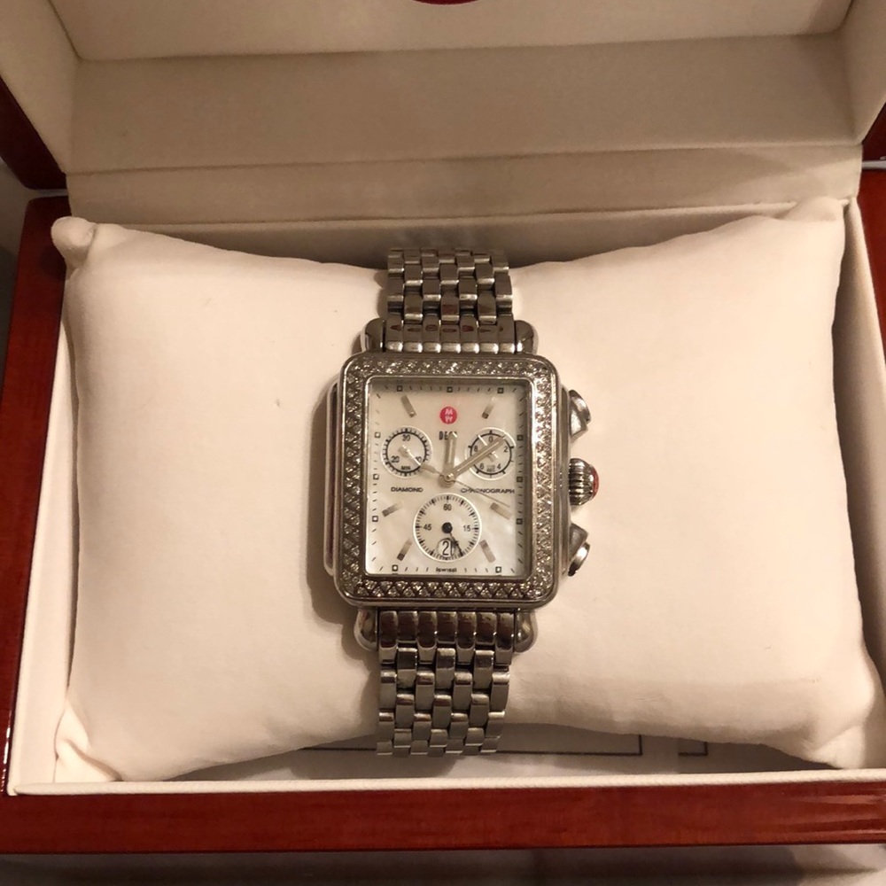 Michele Watch plus 6 bands